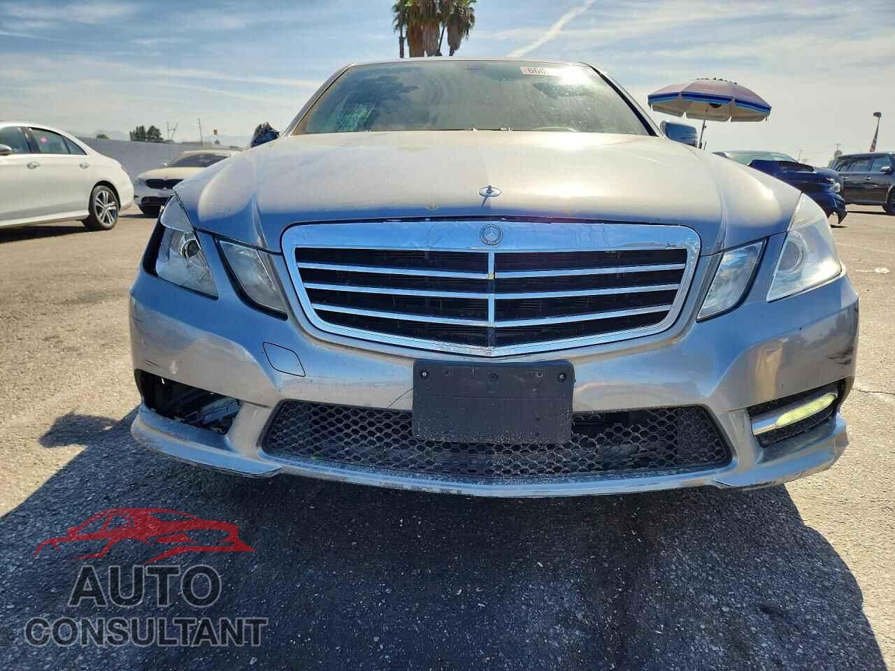 MERCEDES-BENZ E-CLASS 2012 - WDDHF5KB6CA591257
