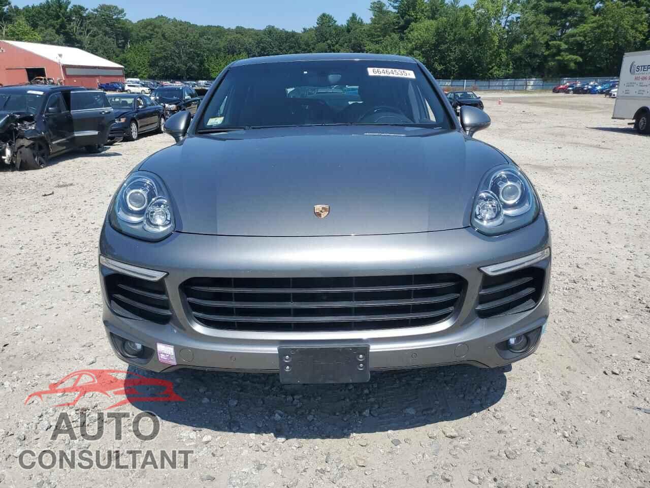 PORSCHE CAYENNE 2017 - WP1AA2A28HKA91661