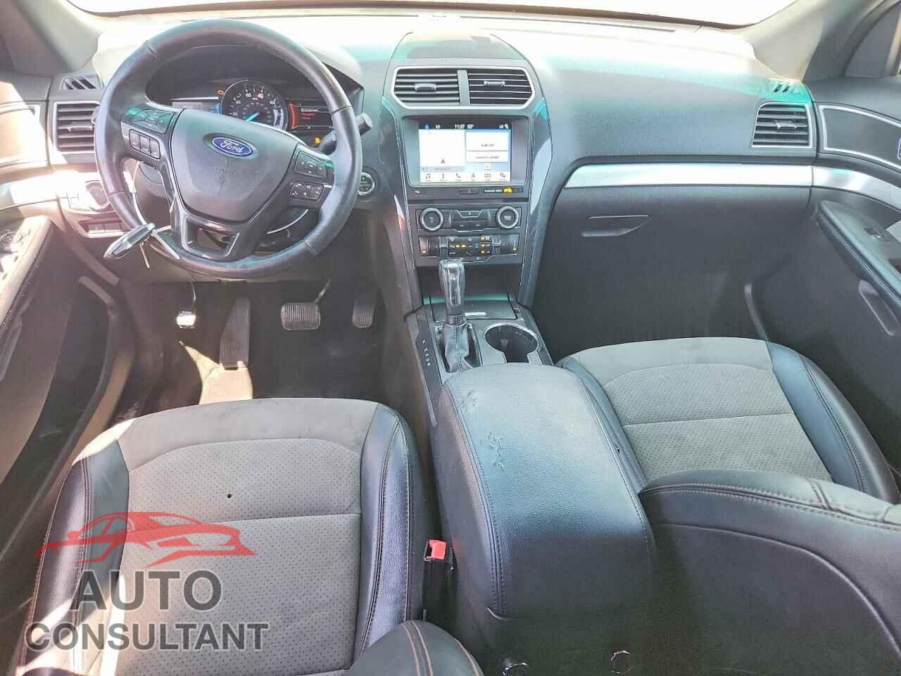 FORD EXPLORER 2017 - 1FM5K7D82HGB68763
