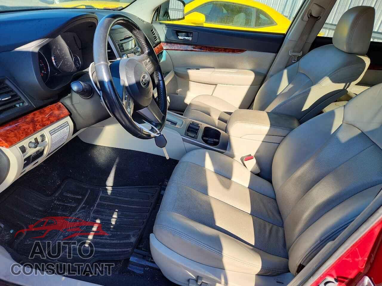 SUBARU OUTBACK 2011 - 4S4BRDKC5B2372840