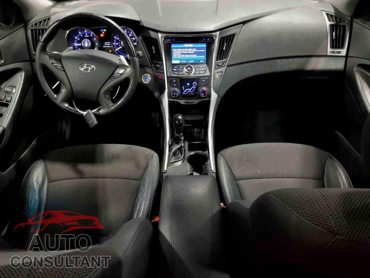HYUNDAI SONATA 2011 - 5NPEC4AC5BH226862