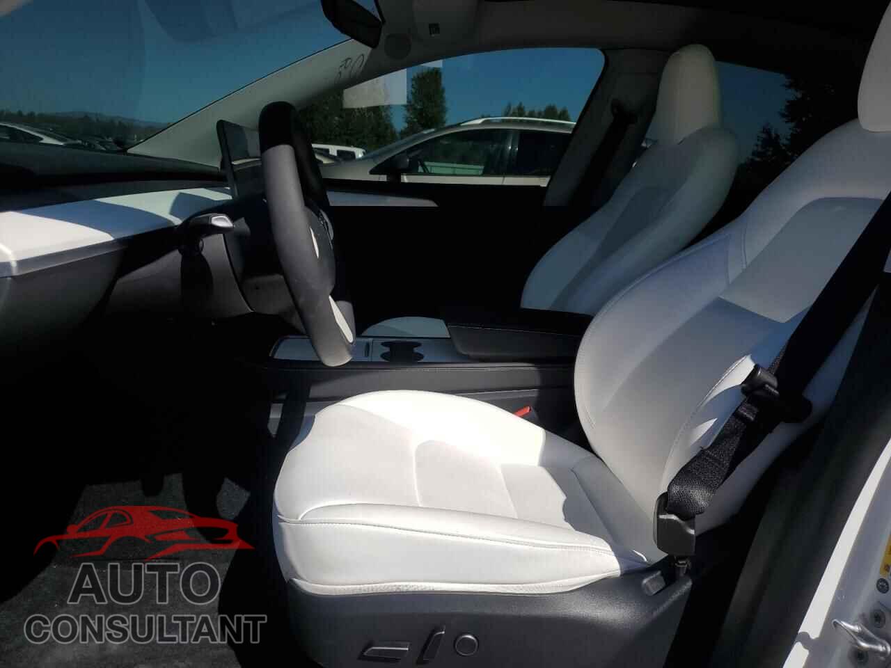 TESLA MODEL Y 2023 - 7SAYGDEE7PA098675