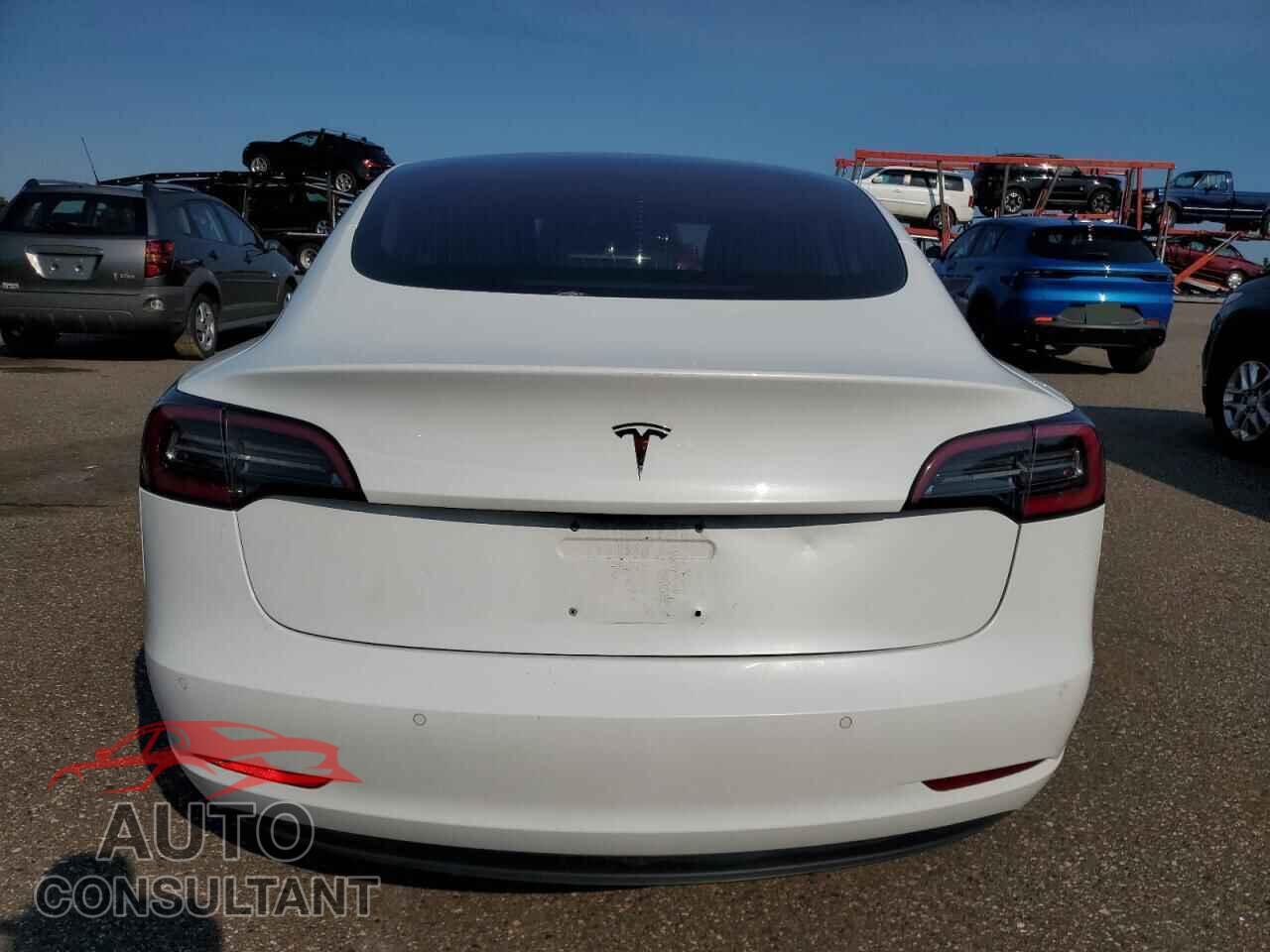 TESLA MODEL 3 2018 - 5YJ3E1EA7JF025048