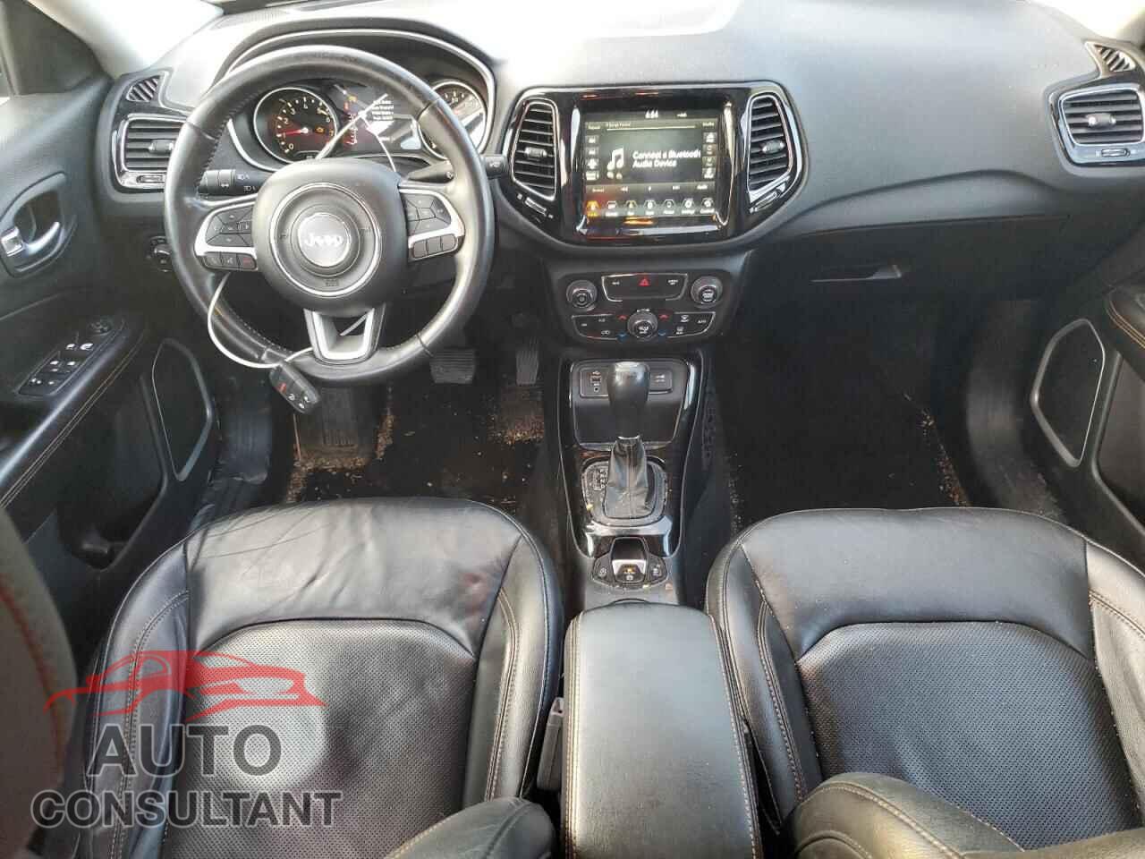 JEEP COMPASS 2018 - 3C4NJCCB9JT286291