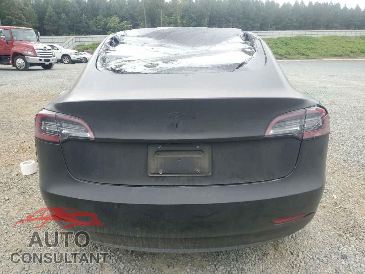 TESLA MODEL 3 2022 - 5YJ3E1EB8NF121592