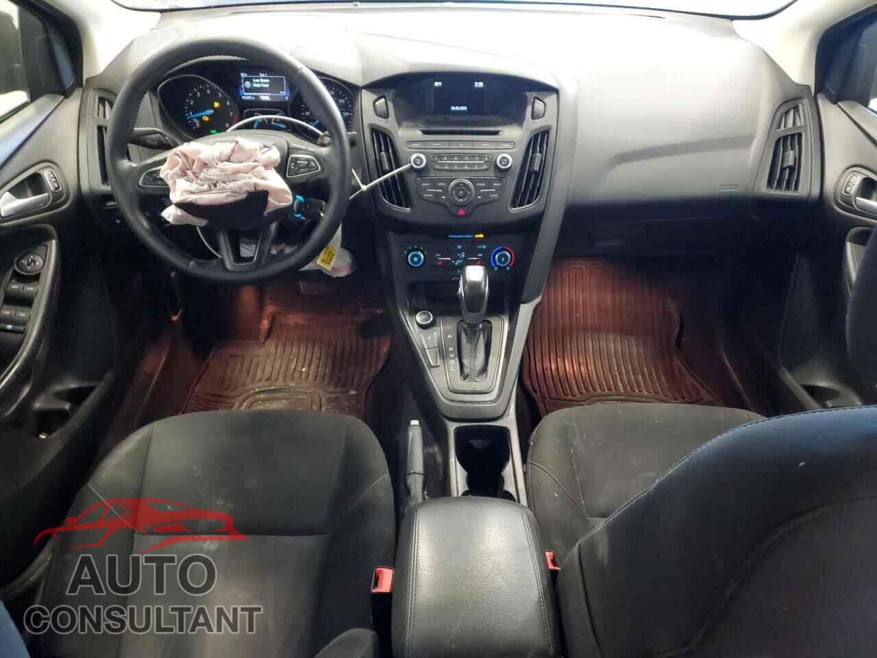 FORD FOCUS 2016 - 1FADP3F27GL351302