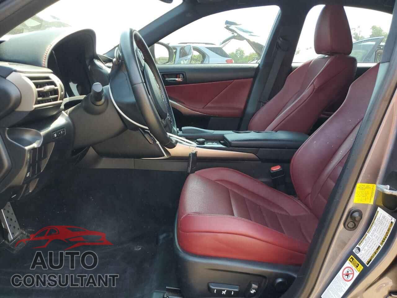LEXUS IS 2014 - JTHCE1D20E5000654