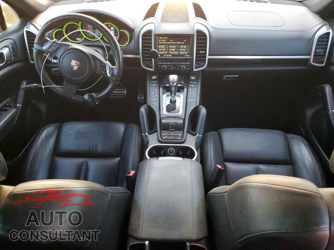 PORSCHE CAYENNE 2012 - WP1AE2A29CLA90588