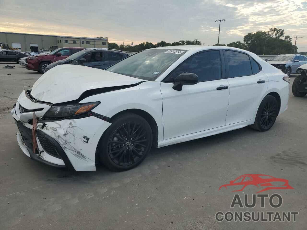 TOYOTA CAMRY 2021 - 4T1G11AK5MU486588