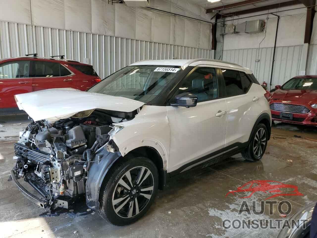 NISSAN KICKS 2019 - 3N1CP5CU6KL565723