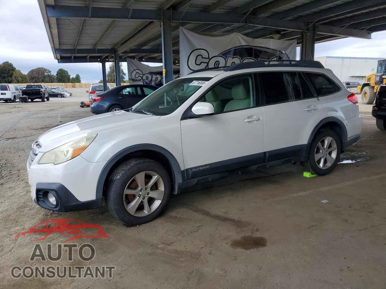 SUBARU OUTBACK 2014 - 4S4BRBLC2E3258957