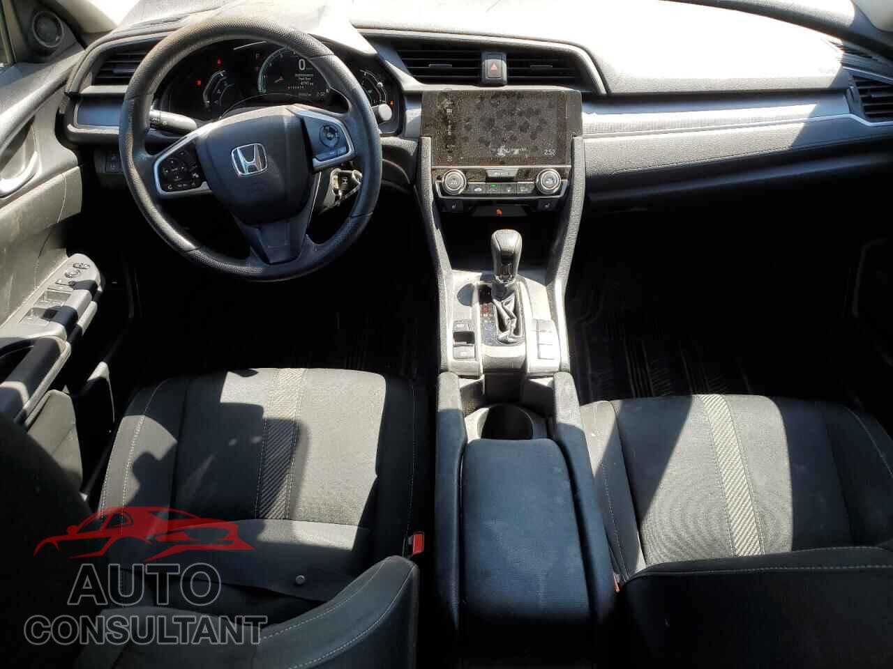 HONDA CIVIC 2017 - 2HGFC2F60HH031010