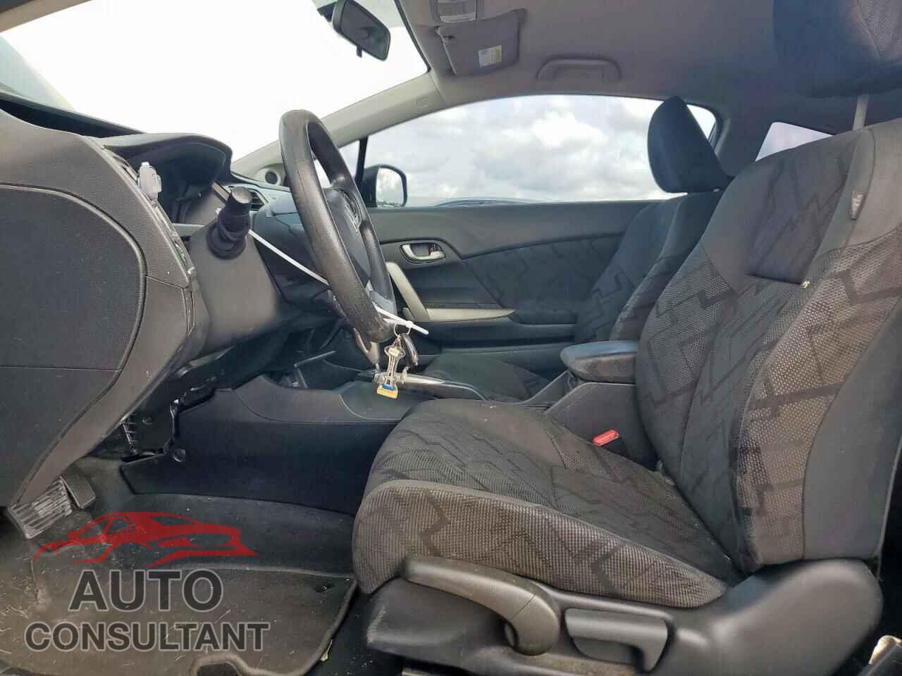 HONDA CIVIC 2013 - 2HGFG3B52DH525015