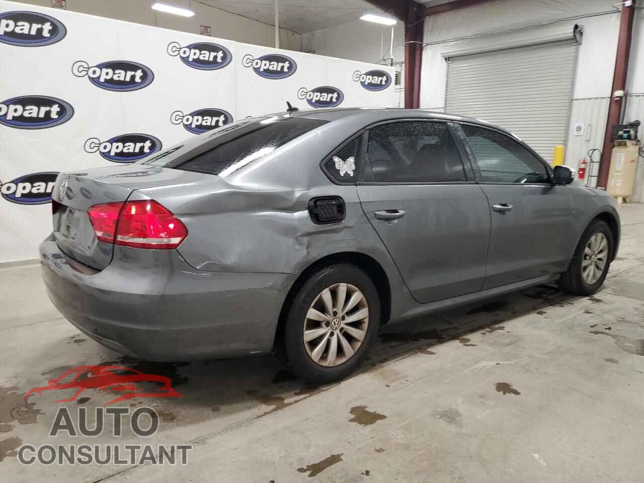 VOLKSWAGEN PASSAT 2013 - 1VWAP7A30DC075767