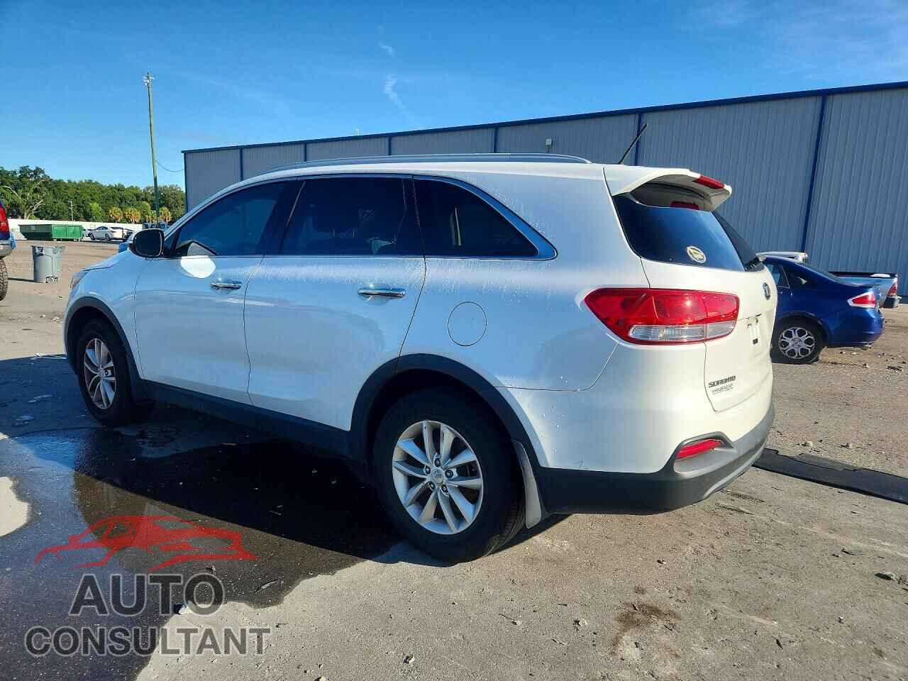 KIA SORENTO 2017 - 5XYPG4A35HG217575
