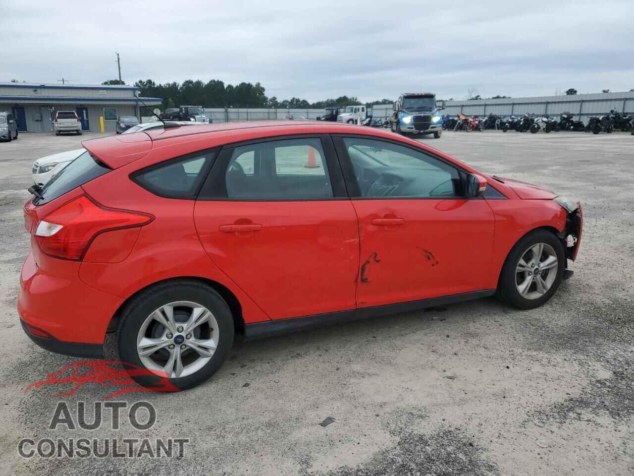 FORD FOCUS 2014 - 1FADP3K24EL421941