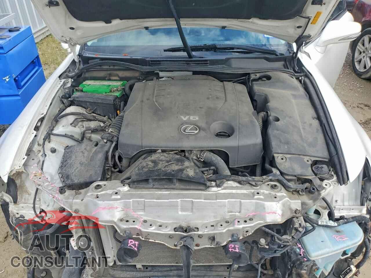 LEXUS IS 2012 - JTHCF5C21C5059506