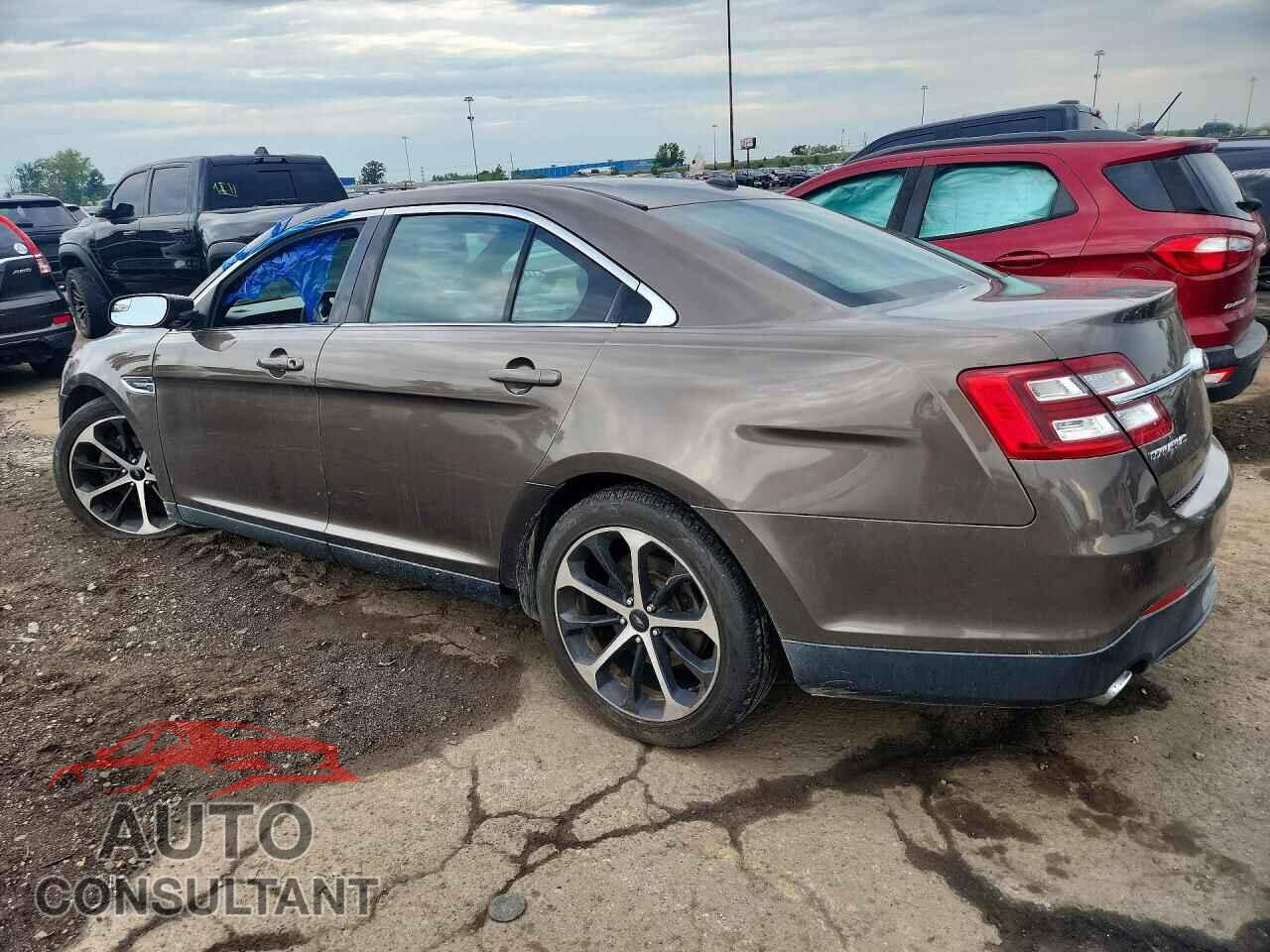 FORD TAURUS 2015 - 1FAHP2E80FG105569