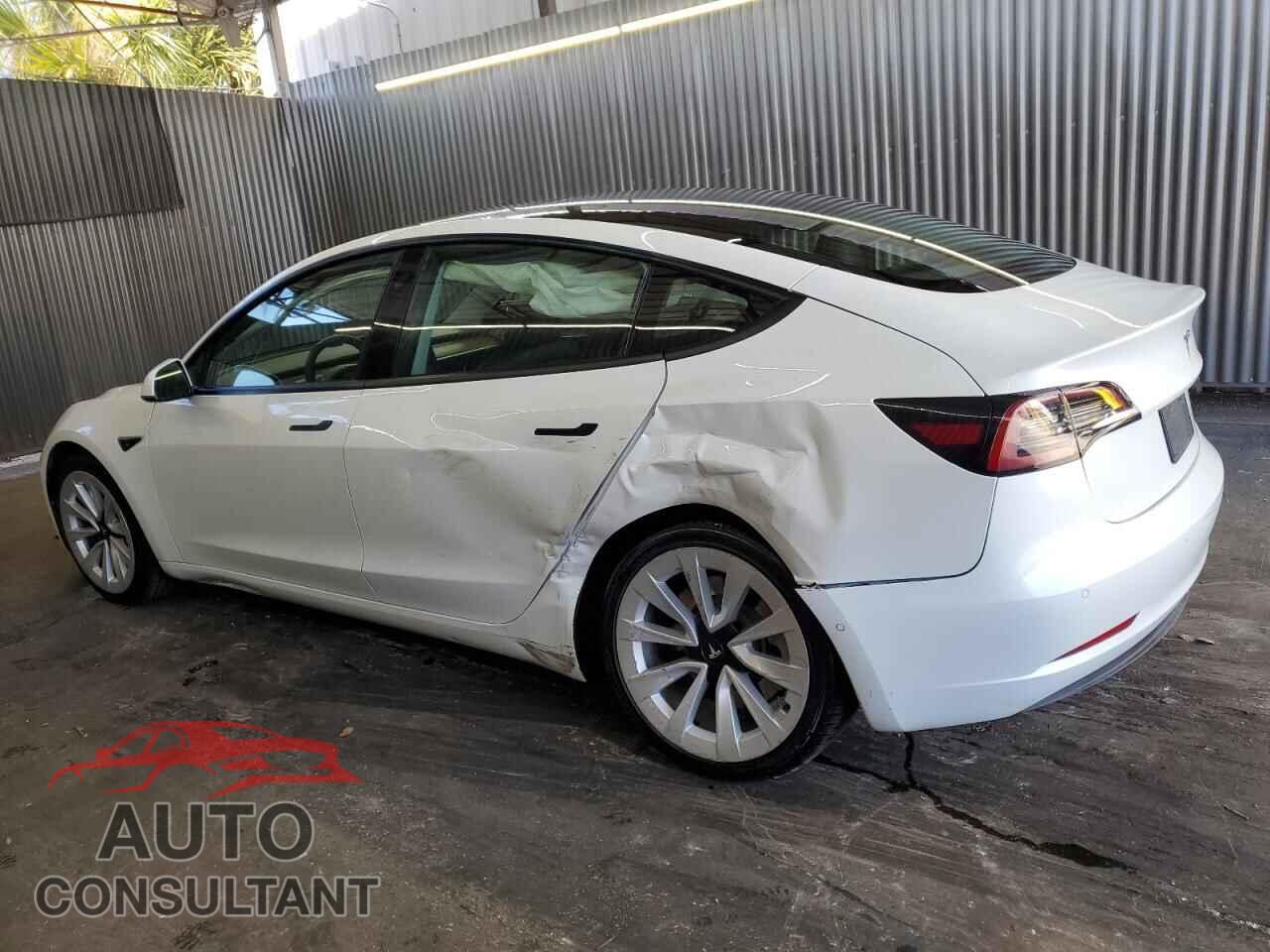 TESLA MODEL 3 2022 - 5YJ3E1EA0NF287340