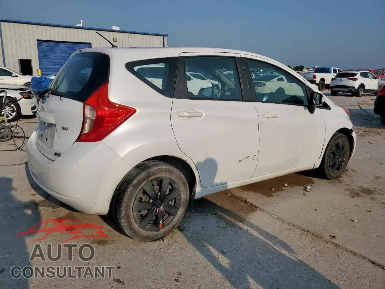 NISSAN VERSA 2015 - 3N1CE2CP7FL375031