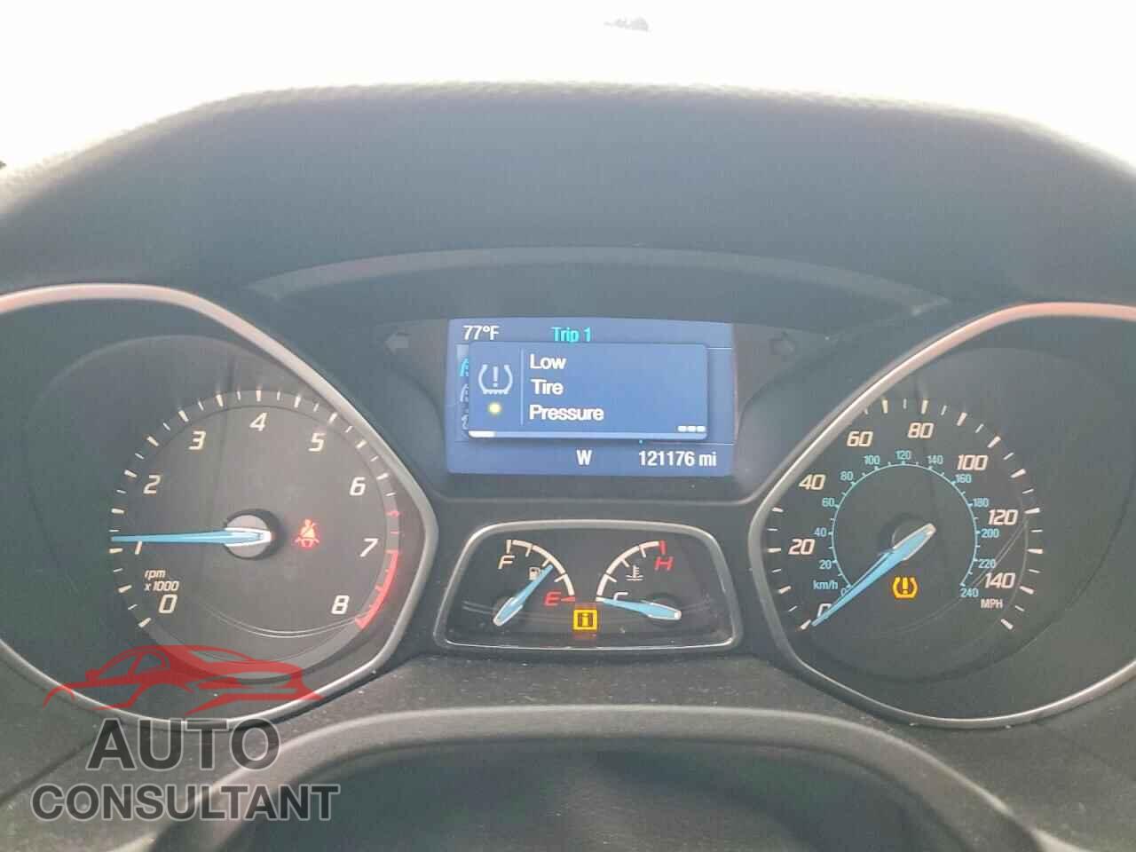 FORD FOCUS 2014 - 1FADP3F21EL131022