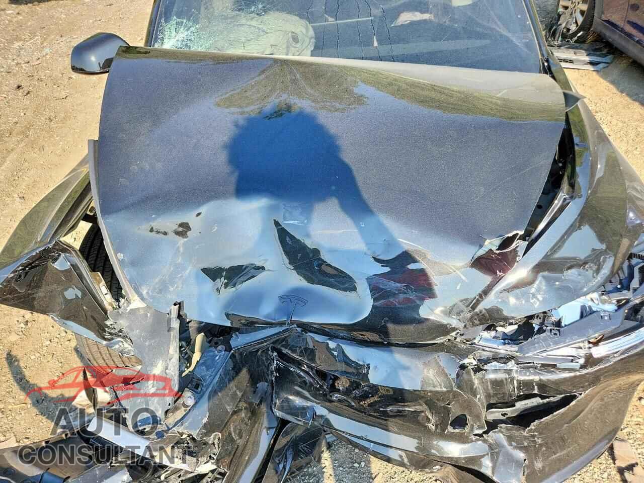 TESLA MODEL 3 2026 - 5YJ3E1EA2TF123813