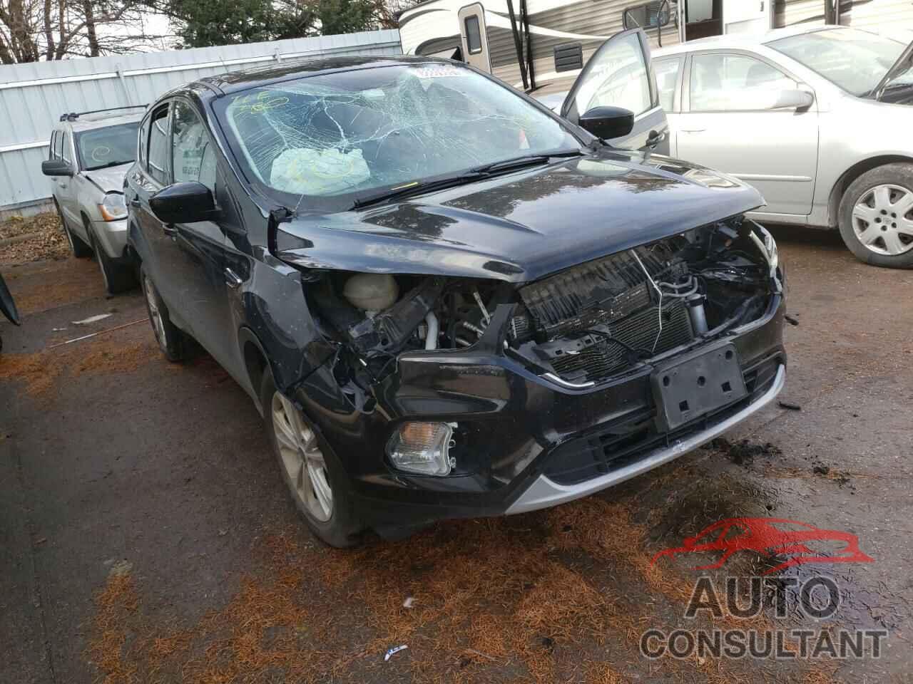 FORD ESCAPE 2017 - 1FMCU0GD2HUC09041