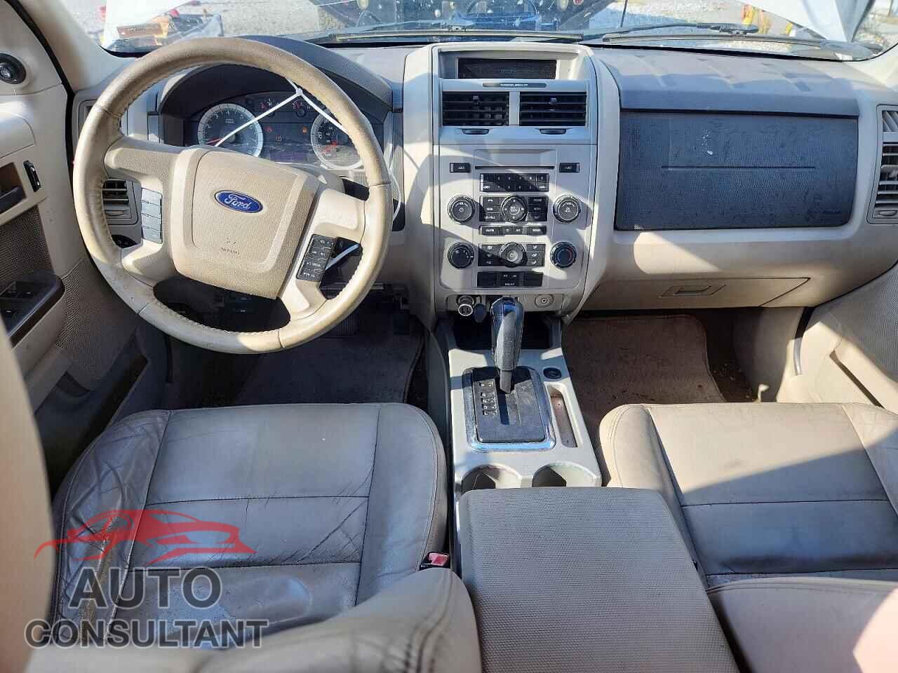 FORD ESCAPE 2009 - 1FMCU03G39KB39613