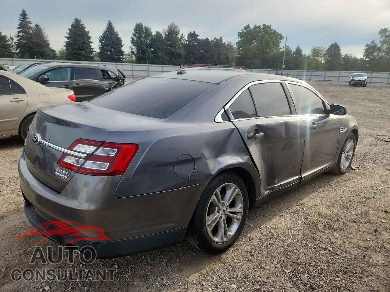 FORD TAURUS 2013 - 1FAHP2E8XDG156185