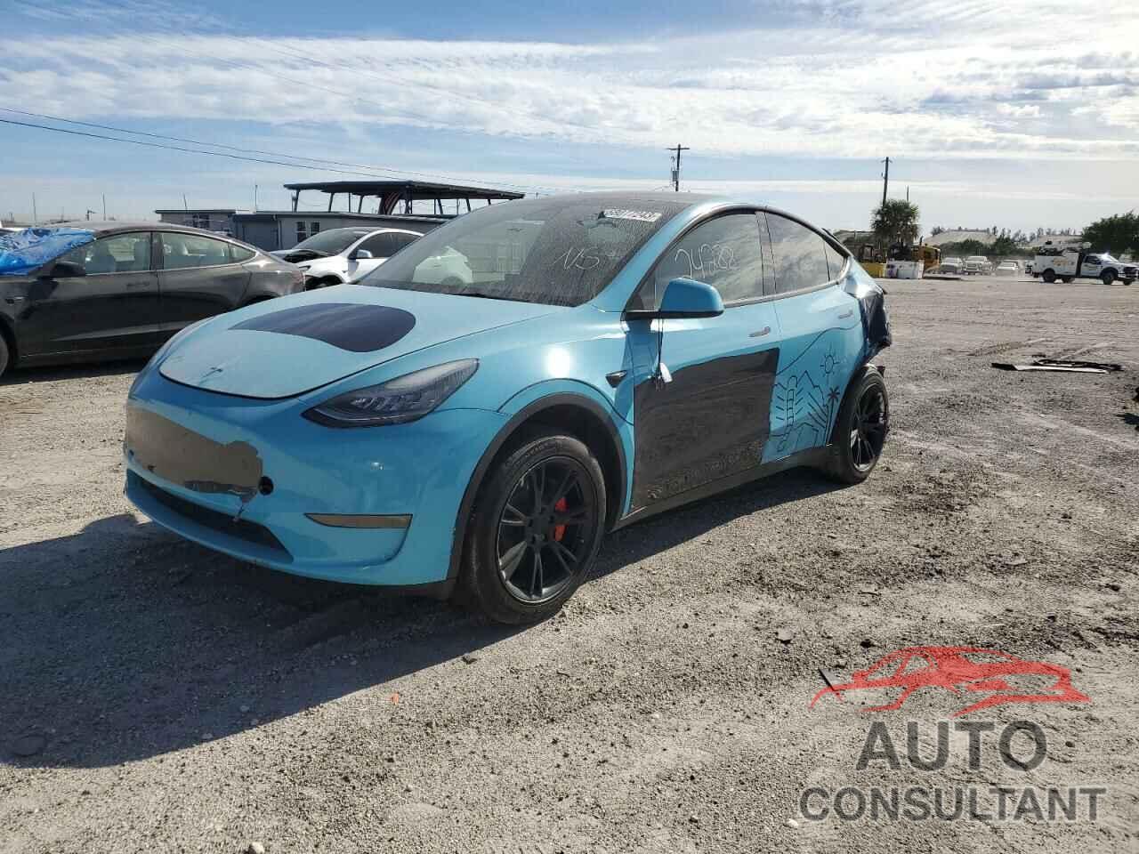TESLA MODEL Y 2021 - 5YJYGDED2MF107768
