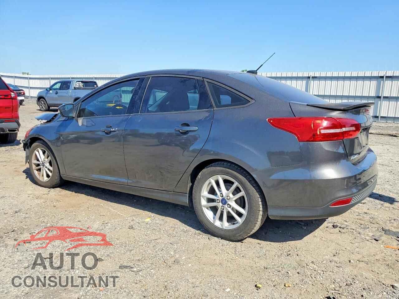 FORD FOCUS 2015 - 1FADP3F26FL329208