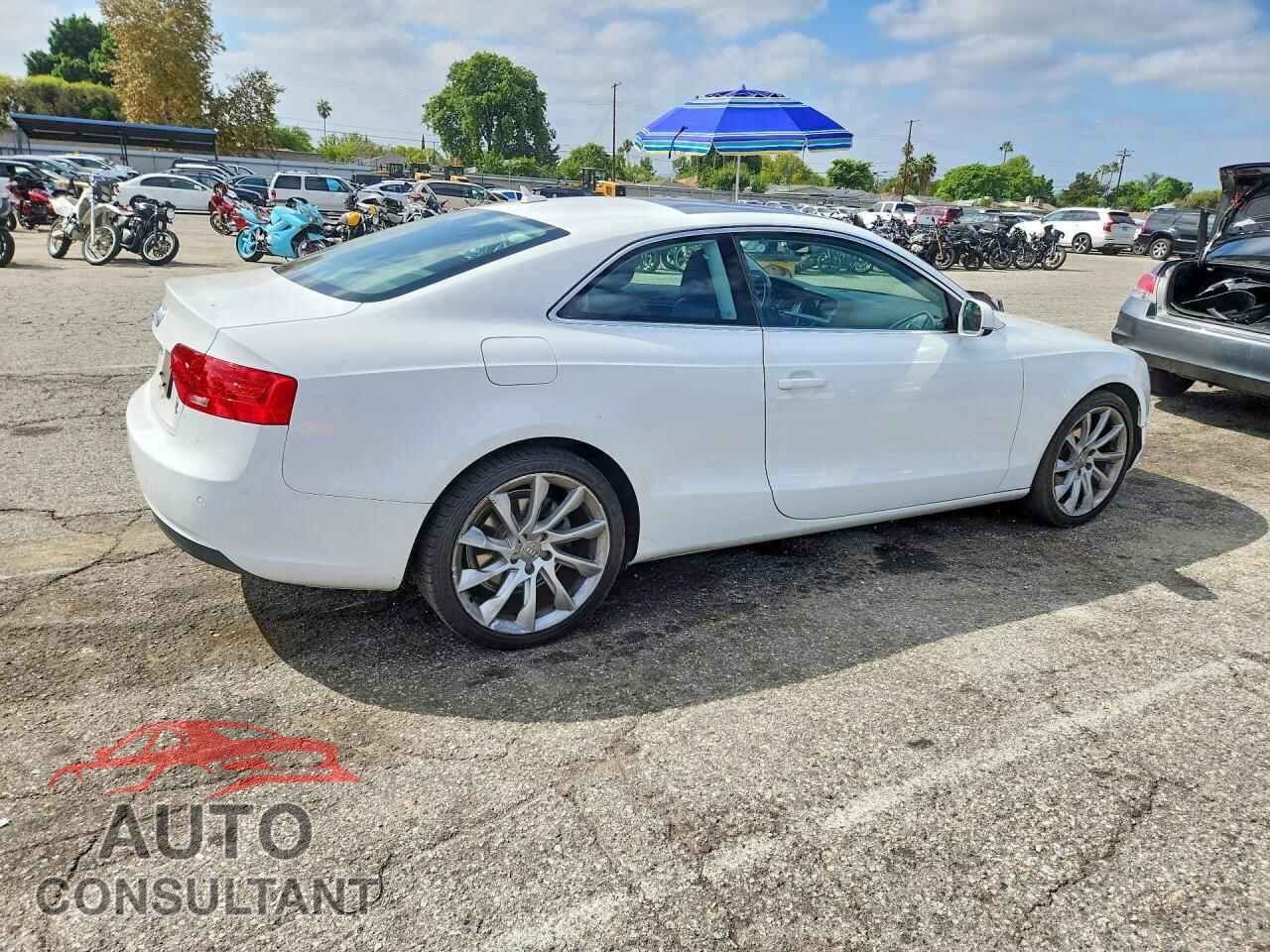 AUDI A5 2014 - WAULFAFR1EA024507