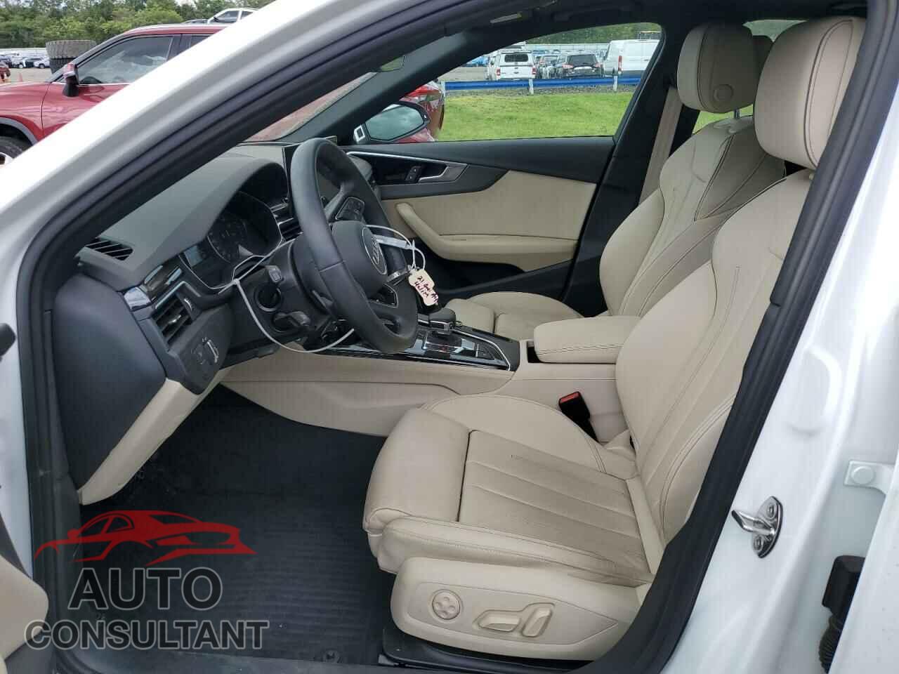 AUDI A4 2021 - WAUDAAF4XMA086865