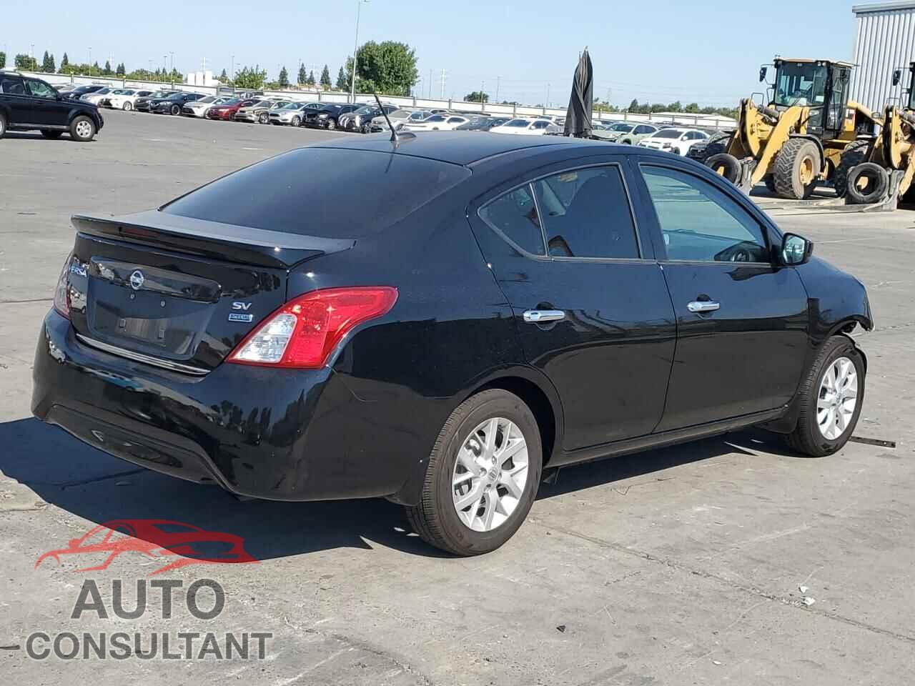 NISSAN VERSA 2017 - 3N1CN7AP3HL853514