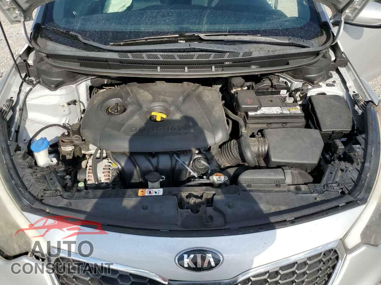 KIA FORTE 2016 - KNAFK4A60G5564532