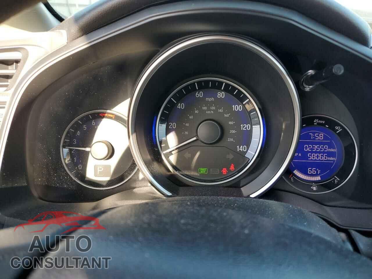 HONDA FIT 2017 - JHMGK5H71HS007805