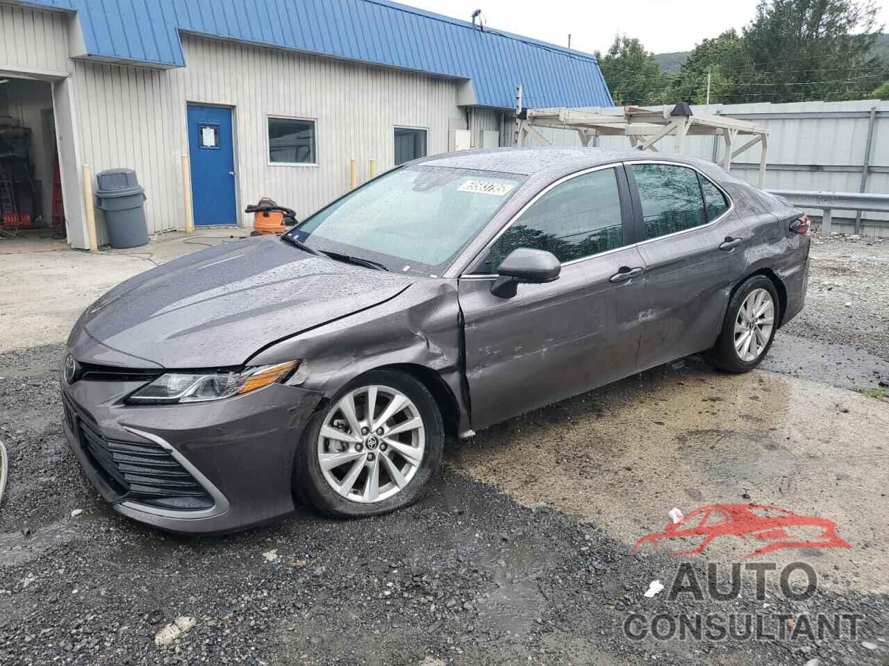 TOYOTA CAMRY 2024 - 4T1C11AK9RU225082