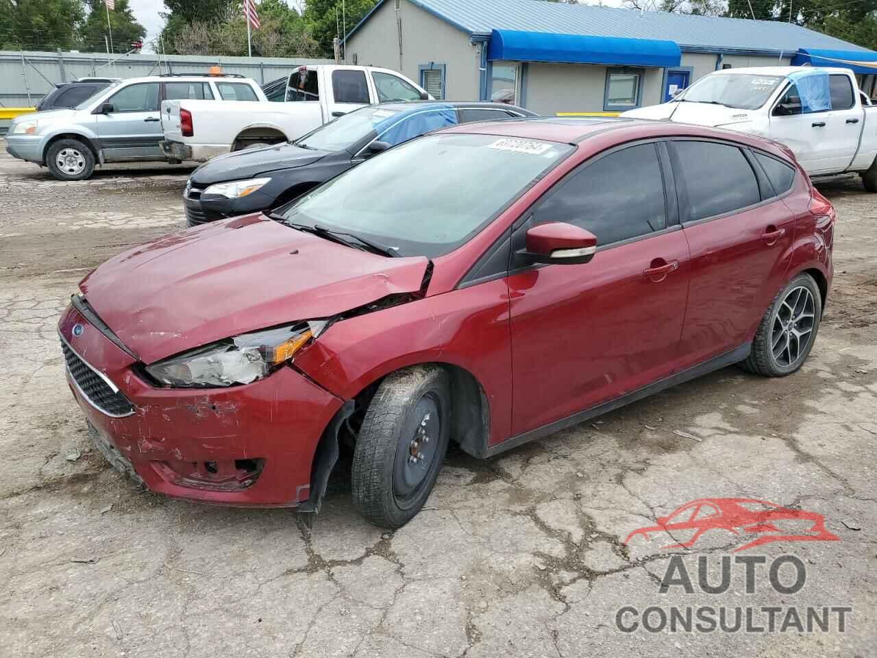 FORD FOCUS 2017 - 1FADP3M27HL347500