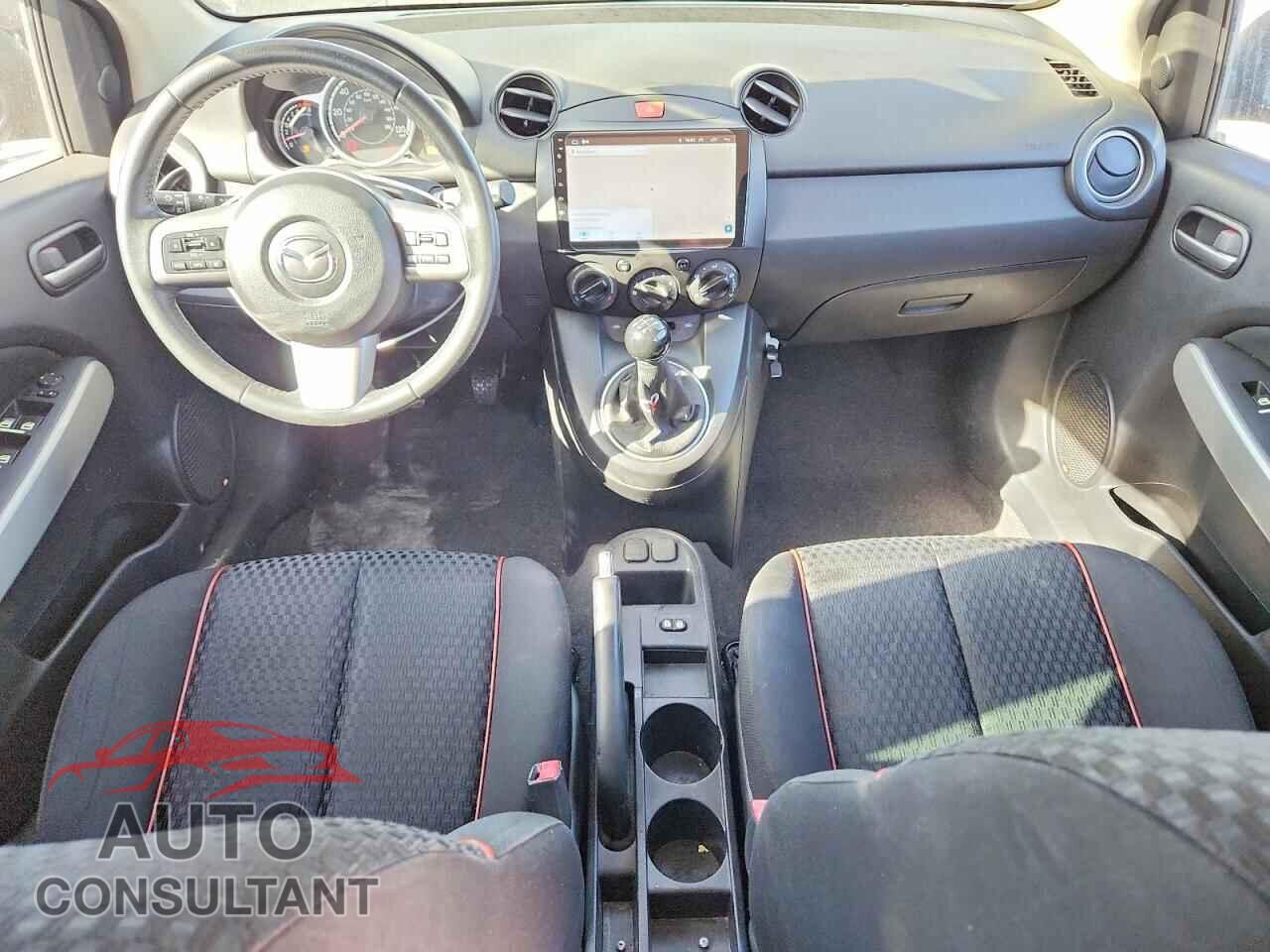 MAZDA 2 2012 - JM1DE1LZ6C0132039