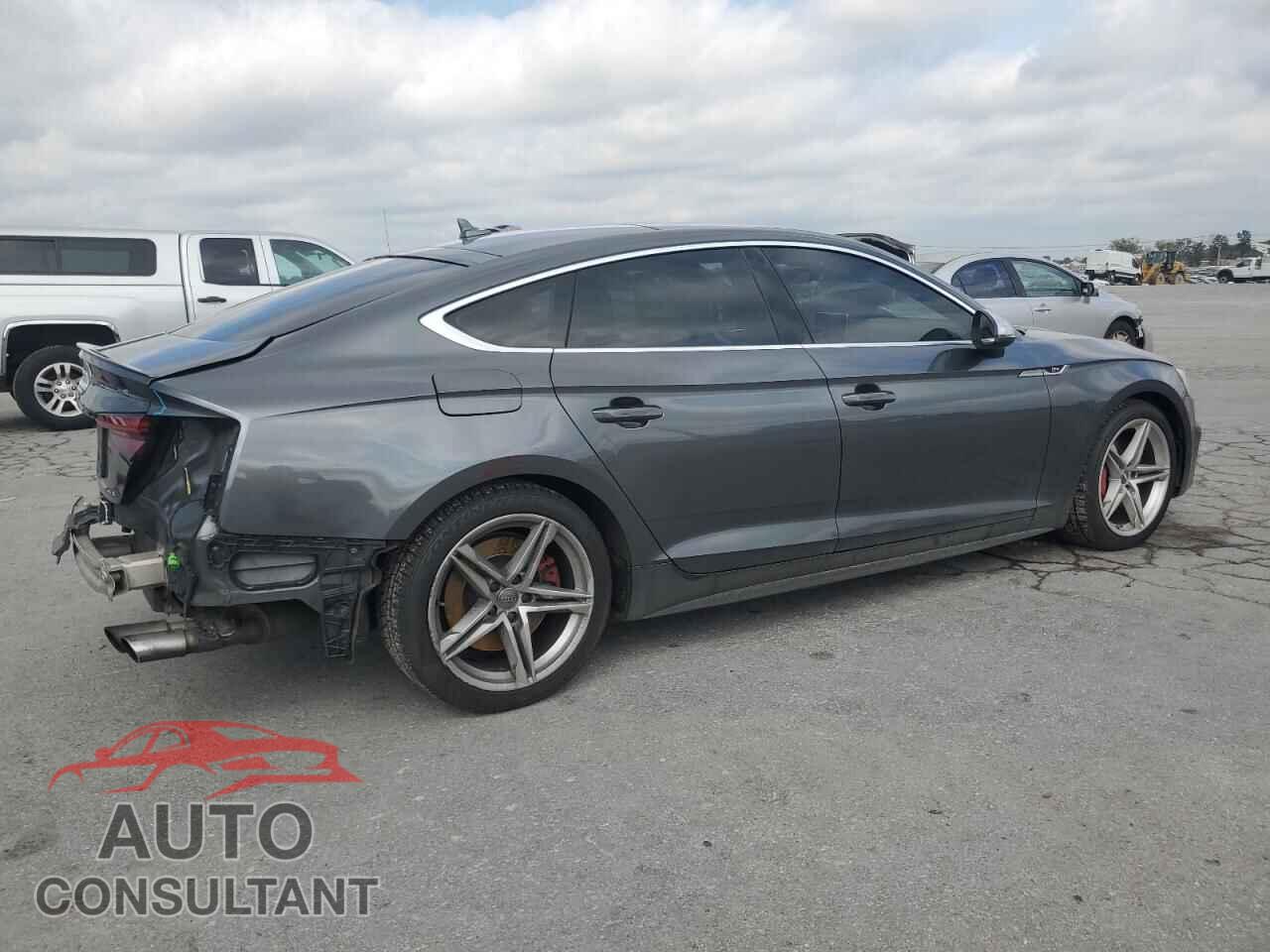 AUDI S5/RS5 2018 - WAUB4CF53JA041572