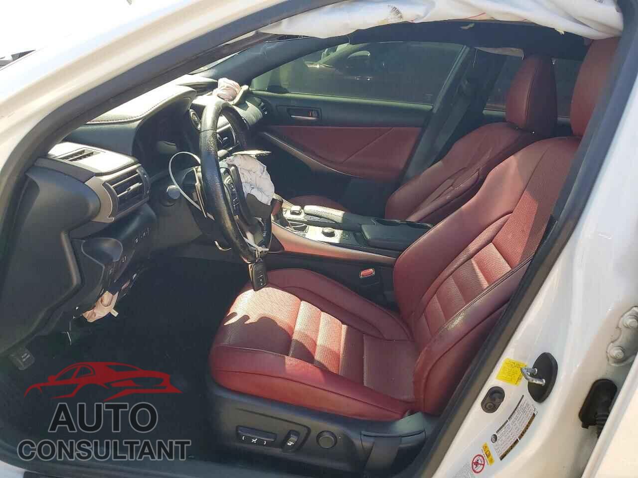 LEXUS IS 2017 - JTHBA1D21H5046411