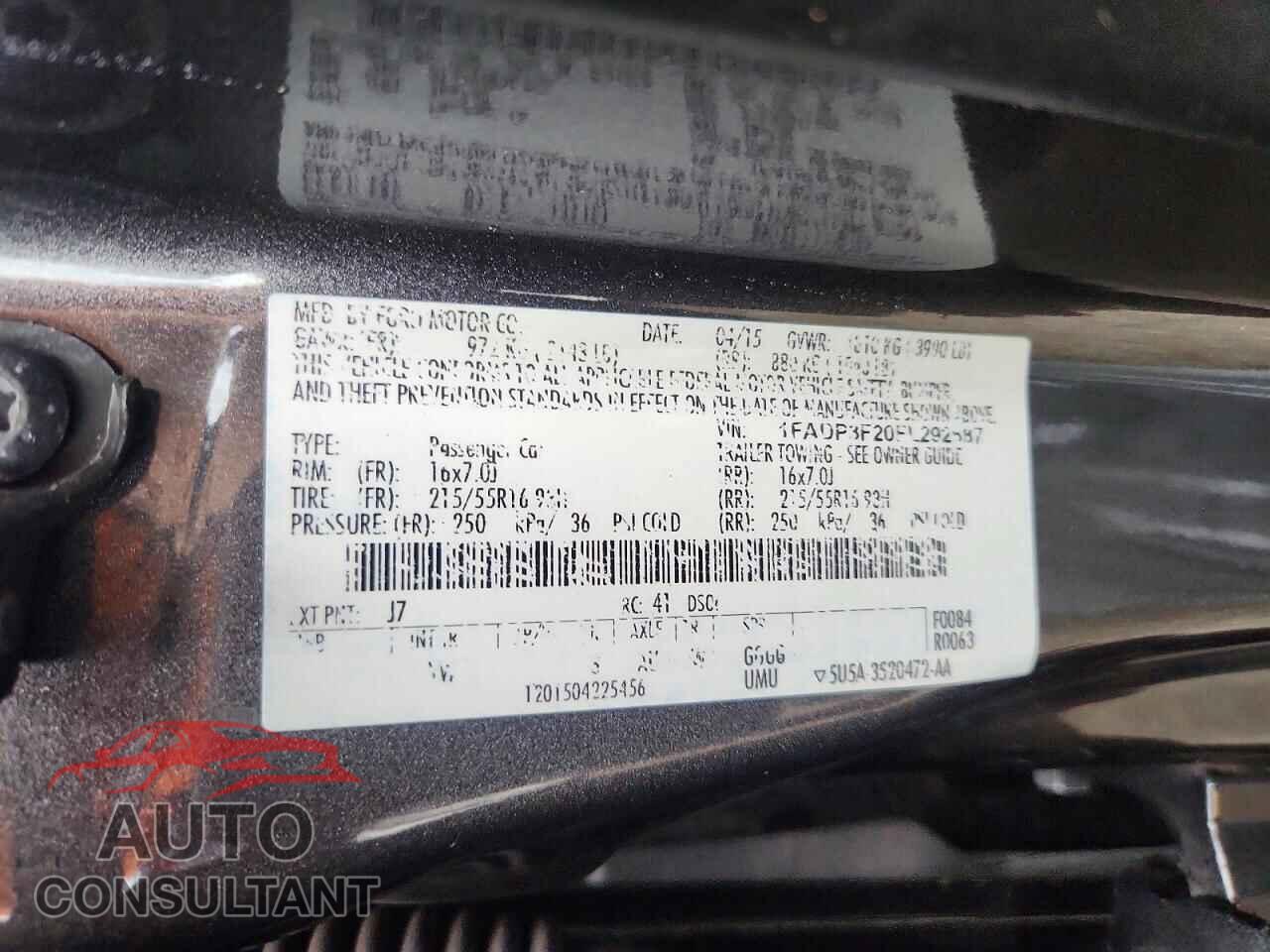 FORD FOCUS 2015 - 1FADP3F20FL292687