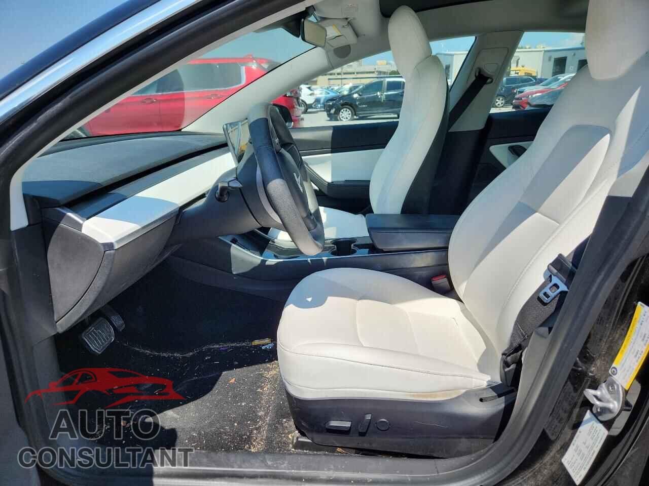 TESLA MODEL 3 2020 - 5YJ3E1EAXLF606692