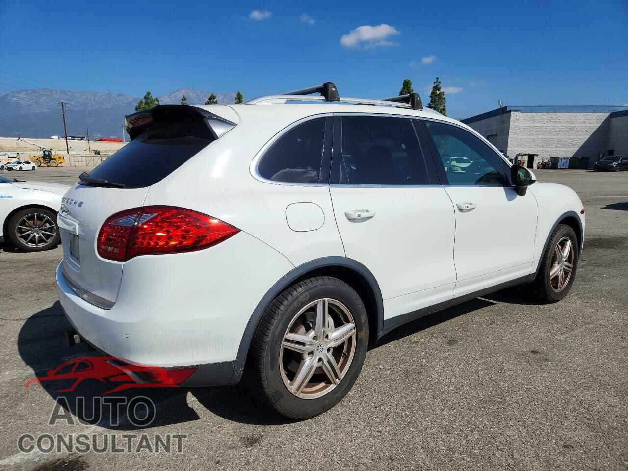 PORSCHE CAYENNE 2014 - WP1AB2A25ELA58457
