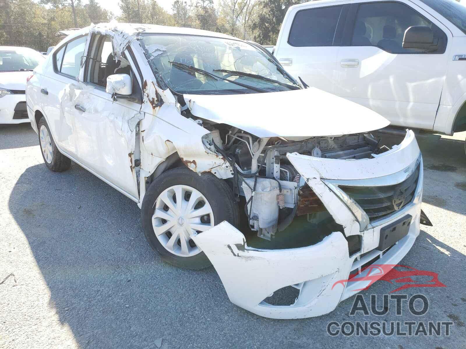 NISSAN VERSA 2017 - 3N1CN7AP2HL870918