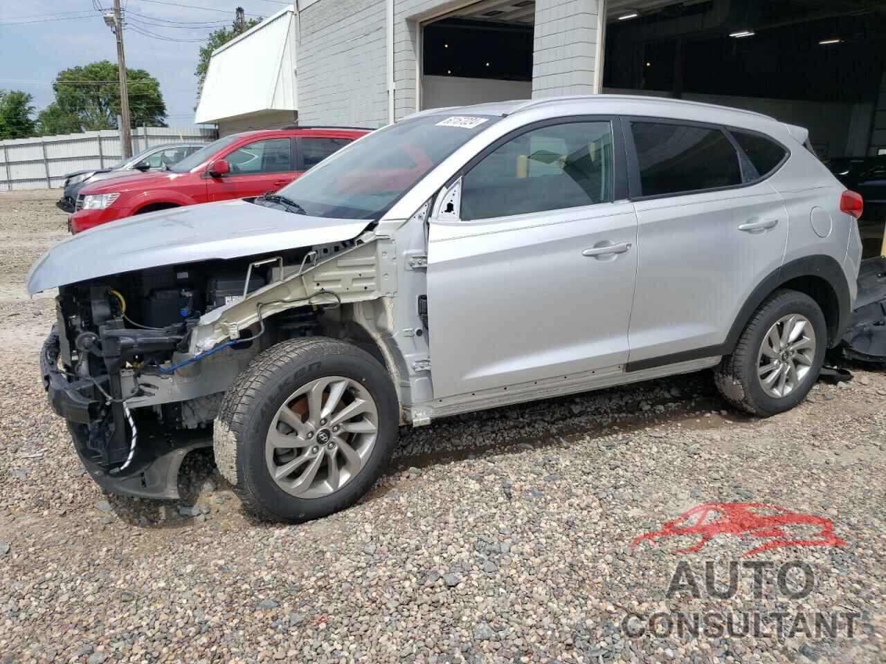 HYUNDAI TUCSON 2018 - KM8J3CA43JU798661