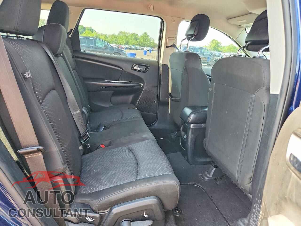 DODGE JOURNEY 2017 - 3C4PDCAB7HT677744