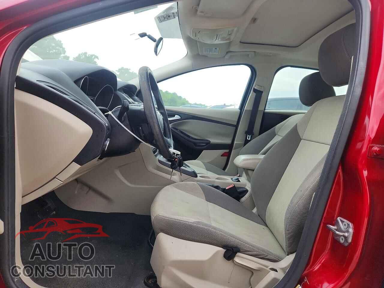 FORD FOCUS 2013 - 1FADP3F22DL317568