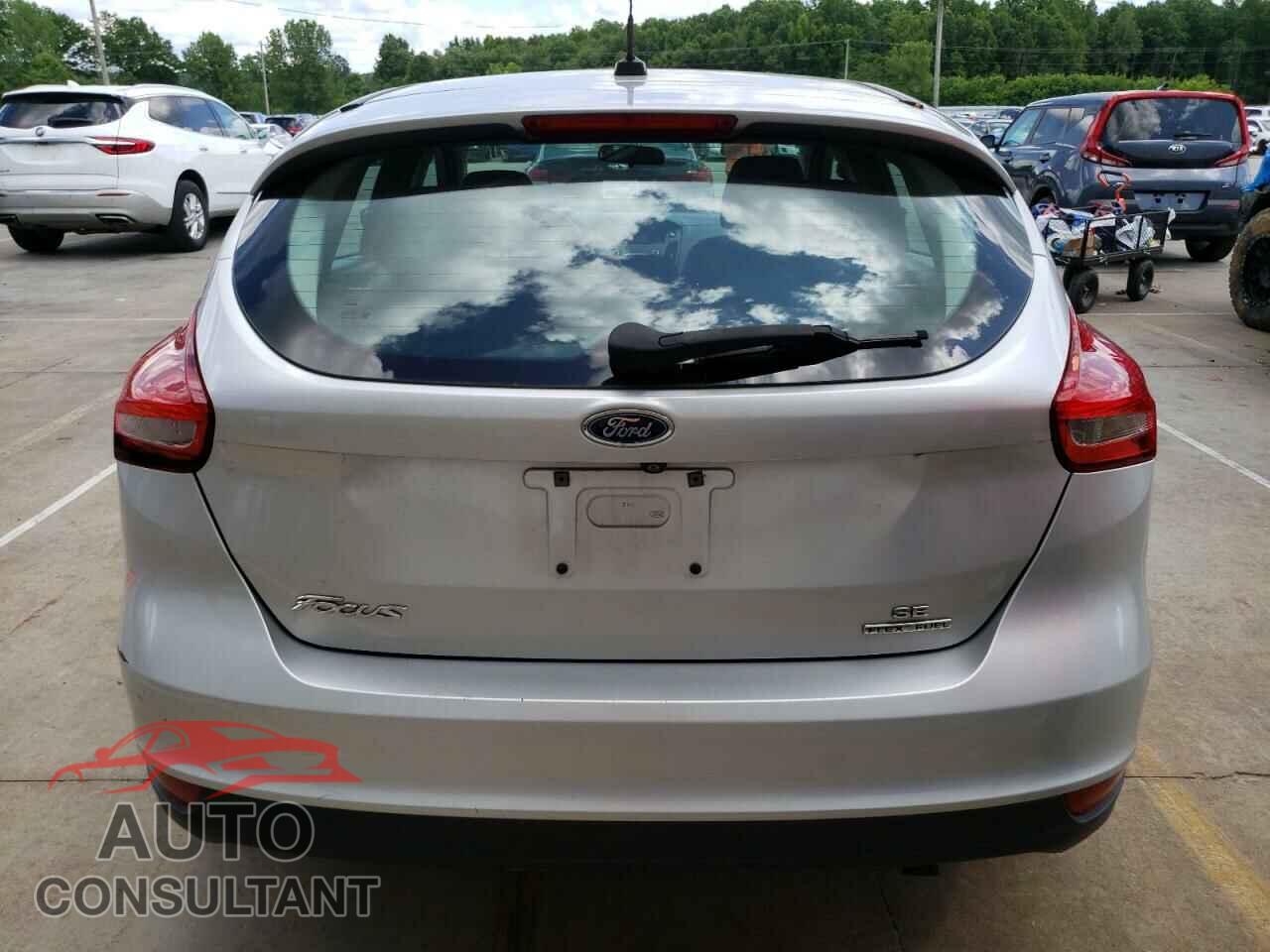 FORD FOCUS 2016 - 1FADP3K23GL320294