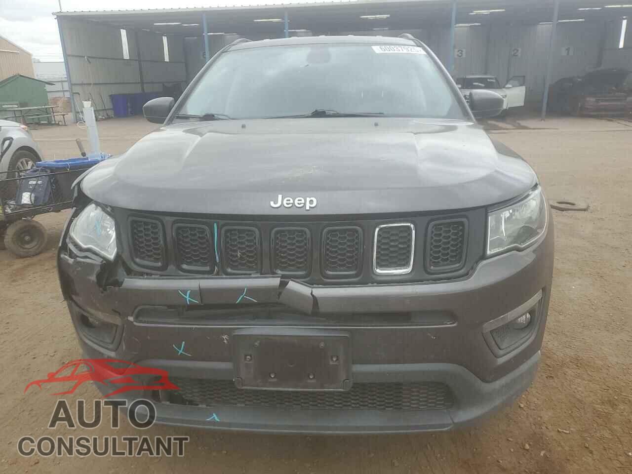 JEEP COMPASS 2018 - 3C4NJDBB2JT262373